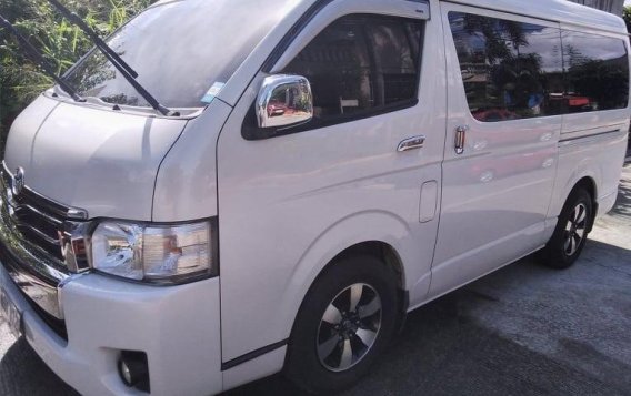 Pearl White Toyota Hiace Super Grandia 2015 for sale in Quezon 