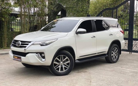 Sell Pearl White 2017 Toyota Fortuner in San Mateo-2