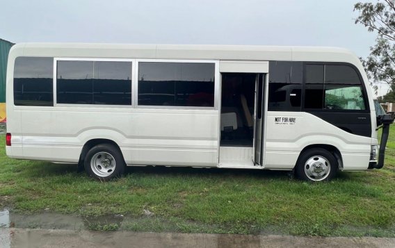 White Toyota Coaster 2019 for sale in Pasay-4