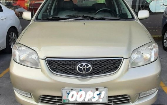 Selling Beige Toyota Vios 2004 in Quezon 