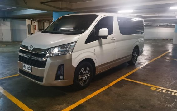 Pearl White Toyota Hiace 2019 for sale in Pateros-2