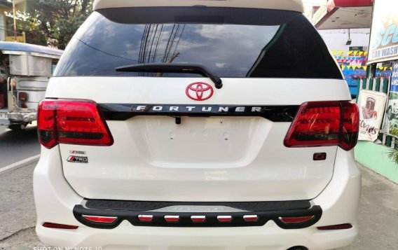Pearl White Toyota Fortuner 2012 for sale in Imus-9