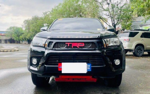 Selling Black Toyota Hilux 2019 in Malvar