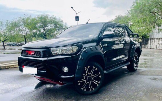 Selling Black Toyota Hilux 2019 in Malvar-2