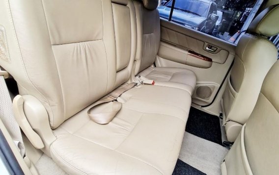 Pearl White Toyota Fortuner 2009 for sale in Cabuyao-8