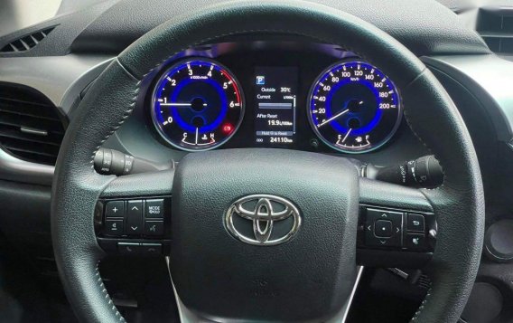 Black Toyota Hilux 2019 for sale in Makati -7