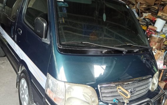 Black Toyota Hiace Super Grandia 2000 for sale in Quezon