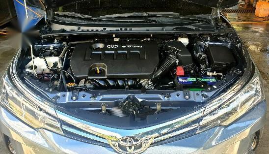 Blue Toyota Corolla Altis 2017 for sale in Lapu Lapu-5