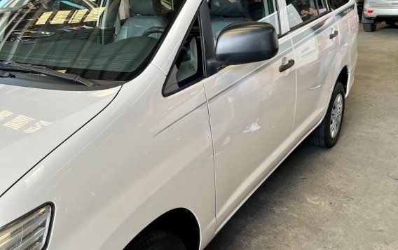 Pearl White Toyota Innova 2016 for sale in San Juan-2