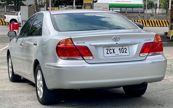 Silver Toyota Camry 2006 for sale in Makati-3