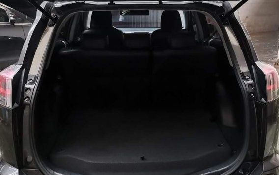 Sell Grey 2016 Toyota Rav4 in Manila-4