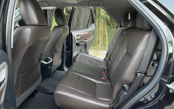 Black Toyota Fortuner 2017 for sale in Quezon City-8