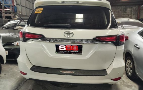 Pearl White Toyota Fortuner 2018 for sale in Quezon-3