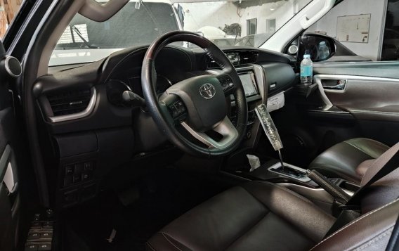 Black Toyota Fortuner 2016 for sale in Quezon -4