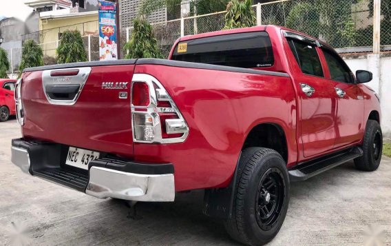 Red Toyota Hilux 2019 for sale-4