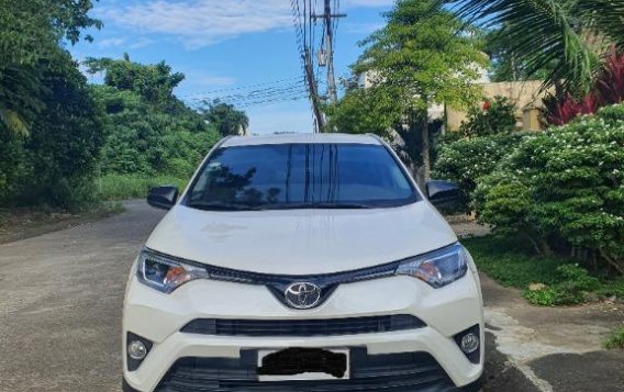 White Toyota RAV4 2017 for sale in Iloilo-2