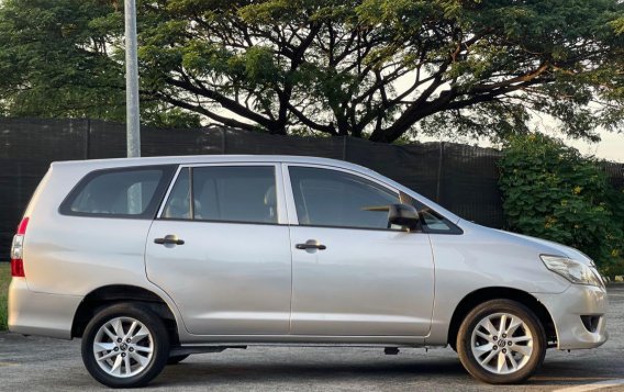 Silver Toyota Innova 2015 for sale in Parañaque-4