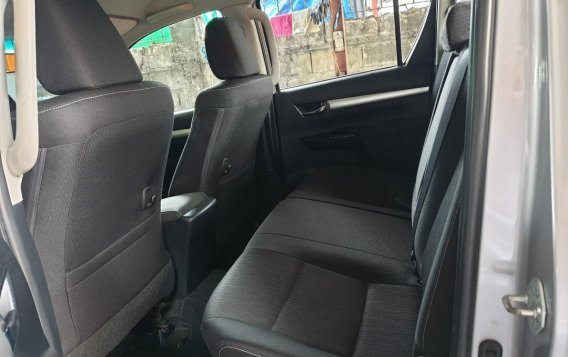 Selling Silver Toyota Hilux 2016 in Quezon City-7