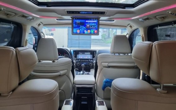 Pearl White Toyota Alphard 2020 for sale in Automatic-9