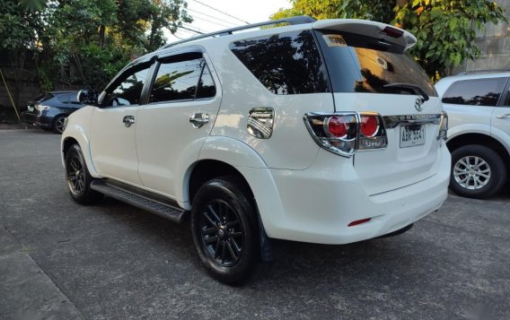 Selling Pearl White Toyota Fortuner 2015 in Quezon City-5