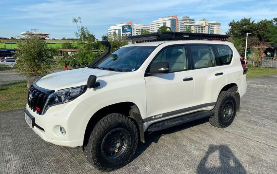 Selling Pearl White Toyota Land Cruiser Prado 2014 in Pasig-5