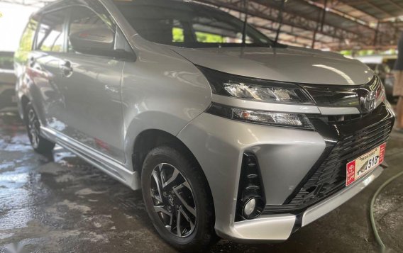 Selling Silver Toyota Avanza 2019 in Quezon City-1