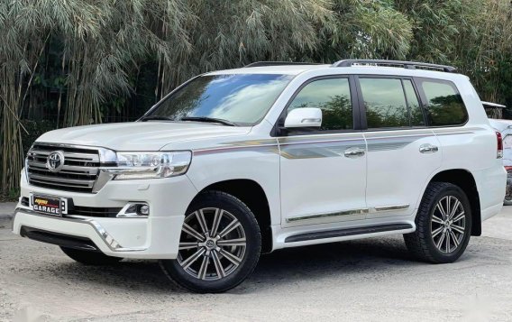 Selling Pearl White Toyota Land Cruiser 2020 in Quezon-2