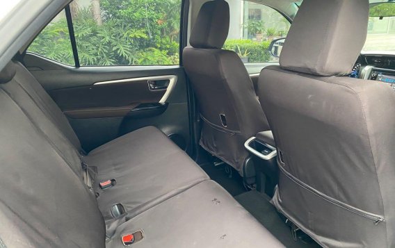 Selling Silver Toyota Fortuner 2018 in Pasig-8