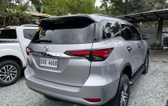 Selling Grey Toyota Fortuner 2018 in Quezon City-3