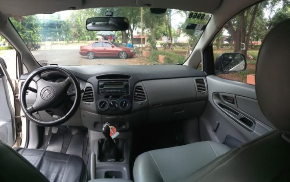 Selling Pearl White Toyota Innova 2008 in Muntinlupa-1