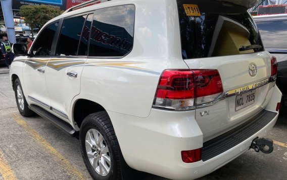Sell White 2018 Toyota Land Cruiser in Manila-3
