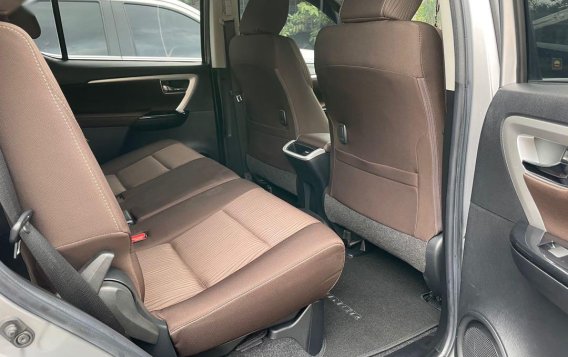 Selling Grey Toyota Fortuner 2018 in Quezon City-7