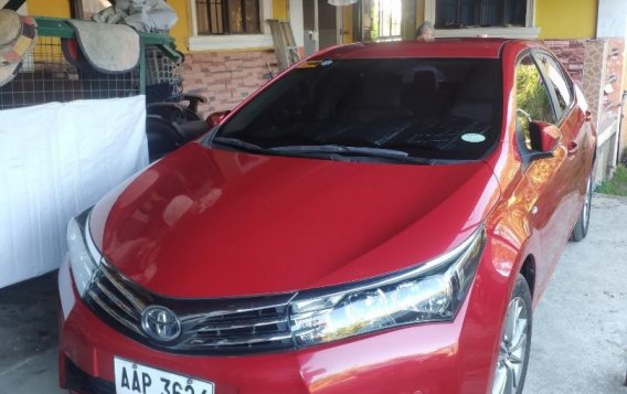 Sell Red 2014 Toyota Corolla Altis in Urdaneta-3