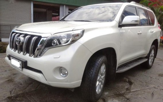 Selling Pearl White Toyota Land Cruiser Prado 2016 in Pasig