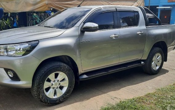 Silver Toyota Hilux 2019 for sale in Valenzuela-2