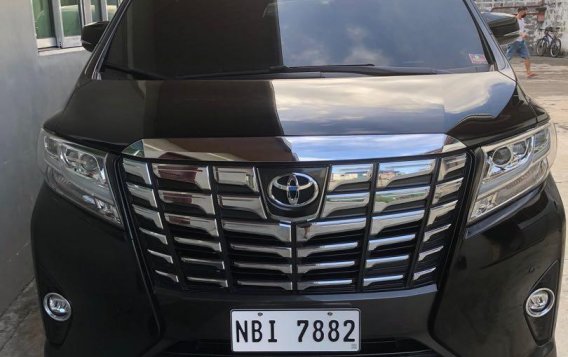 Selling Black Toyota Alphard 2018 in Manila-5