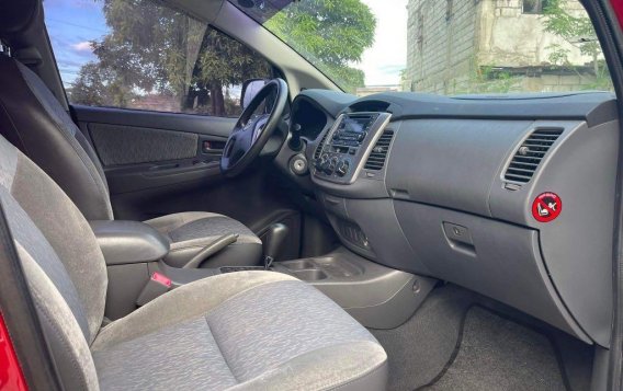 Sell Red 2015 Toyota Innova in Parañaque-7