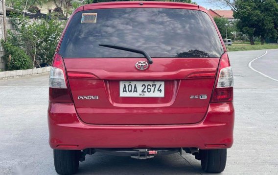 Sell Red 2015 Toyota Innova in Parañaque-1