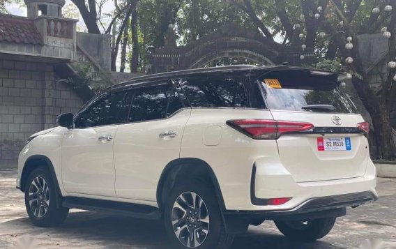 Selling Pearl White Toyota Fortuner 2021 in Malabon-4