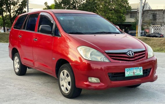 Red Toyota Innova 2010 for sale in Manual