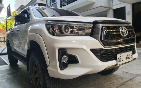 White Toyota Hilux 2019 for sale in Quezon City-2