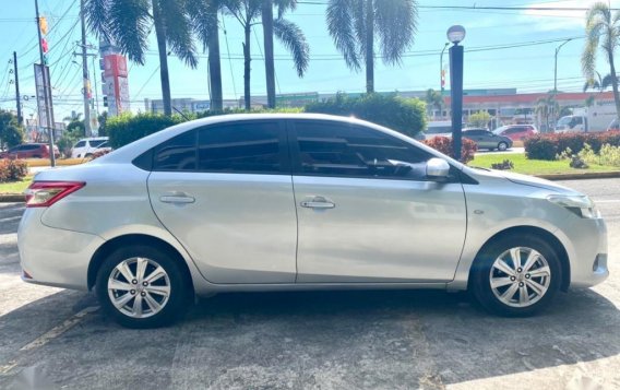 Selling Pearl White Toyota Vios 2016 in Subic-2