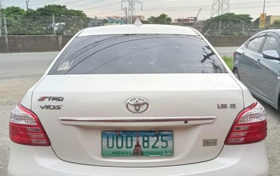 Sell Pearl White 2012 Toyota Vios in Valenzuela-4