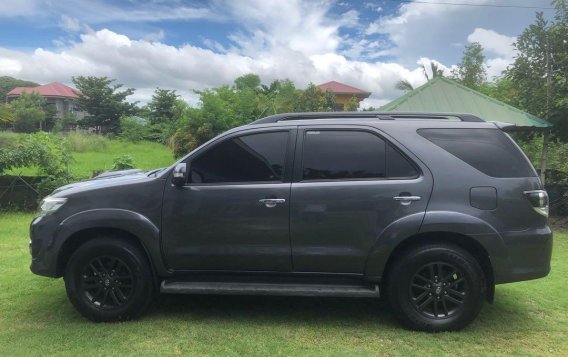 Grey Toyota Fortuner 2015 for sale in Manila-4