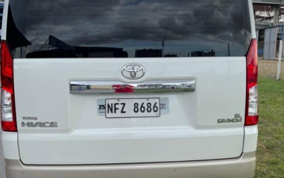 Selling Pearl White Toyota Grandia 2020 in Pasig-5