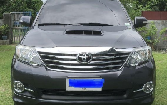 Grey Toyota Fortuner 2015 for sale in Manila