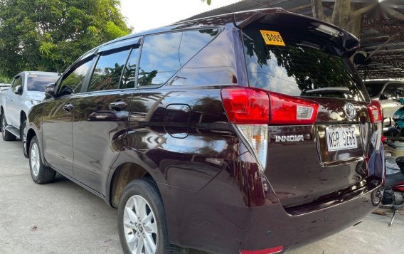 Red Toyota Innova 2021 for sale in Quezon -1