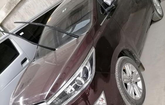 Selling Red Toyota Innova 2020 in Quezon-8