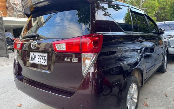 Red Toyota Innova 2021 for sale in Quezon -3