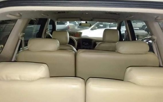 Selling Pearl White Toyota Innova 2007 in Quezon-4